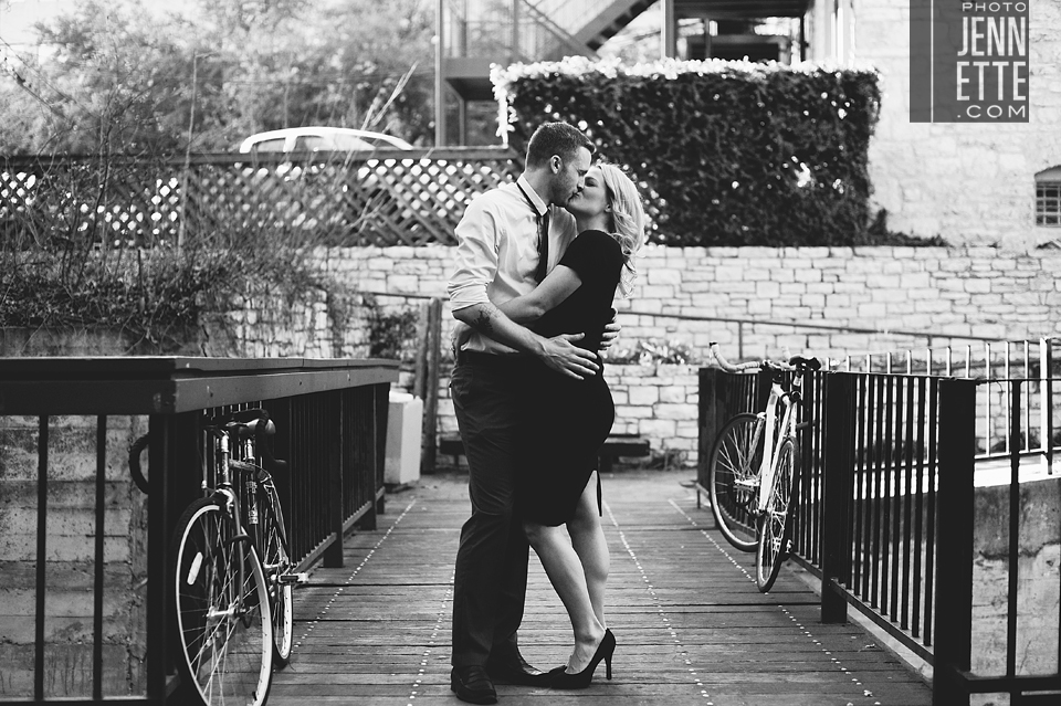 downtown austin engagement session ~ photojennette photography ~ yonder.photojennette.com/gray-mike