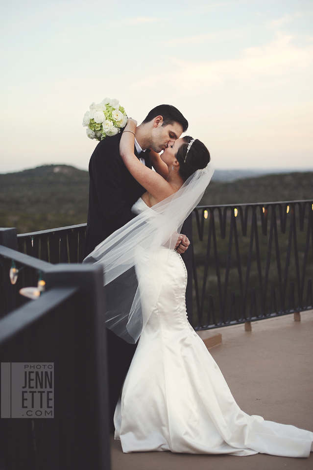 villa antonia wedding photographers ~ http://yonder.photojennette.com/jessica&charles