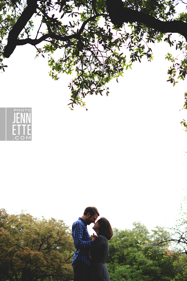 south first engagement photography - http://yonder.photojennette.com/laura-josh