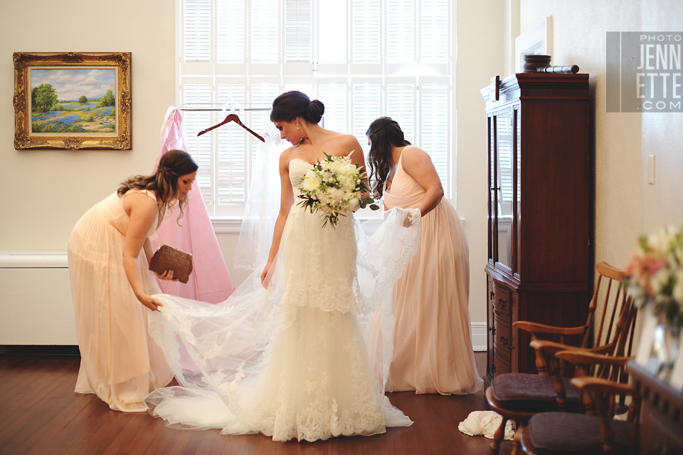 driskill hotel wedding photography - http://yonder.photojennette.com/driskill-hotel-wedding-photography-whitney-mark