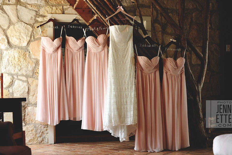 vintage villas wedding photography | http://yonder.photojennette.com/vintage-villas-wedding-photography-julie-brandon