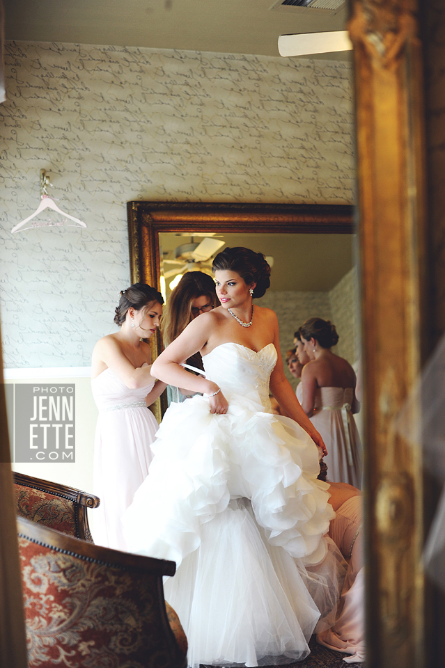 vintage villas wedding photography | http://yonder.photojennette.com/vintage-villas-wedding-photography-julie-brandon